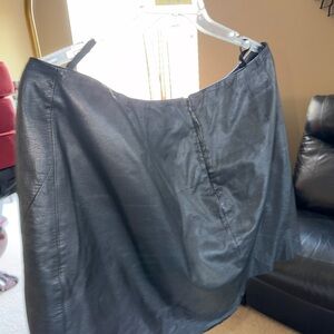 Venezia Black Leather Mini Skirt